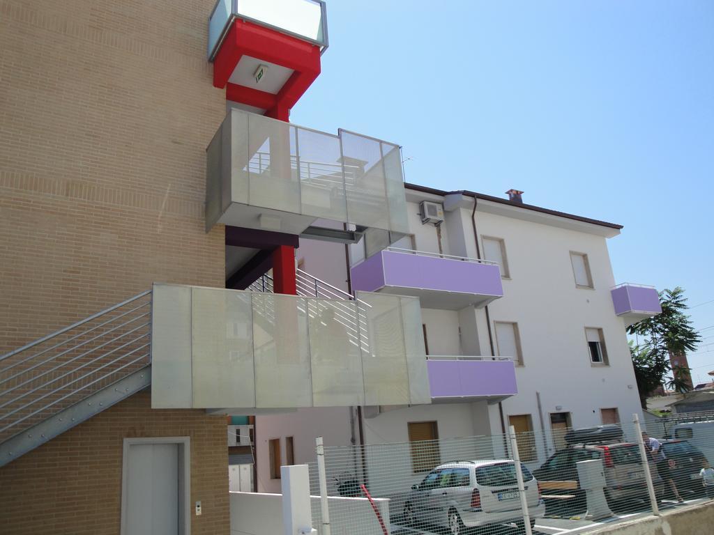 Residence La Nave Σενιγκάλια Εξωτερικό φωτογραφία
