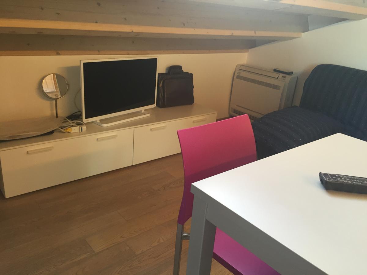 Residence La Nave Σενιγκάλια Εξωτερικό φωτογραφία